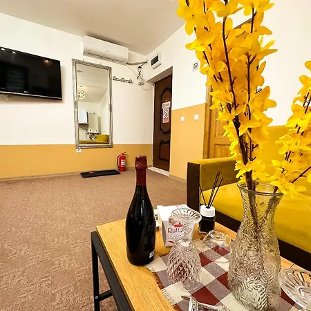 Apartment The Royal Fame - Modern With Balcony & Panoramic View
