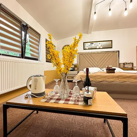 The Royal Fame - Modern With Balcony & Panoramic View Daire
