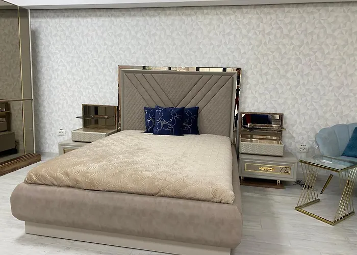 The Royal Fame - Modern With Balcony & Panoramic View Apartman Craiova