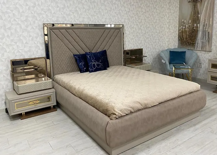 The Royal Fame - Modern With Balcony & Panoramic View Apartman Craiova