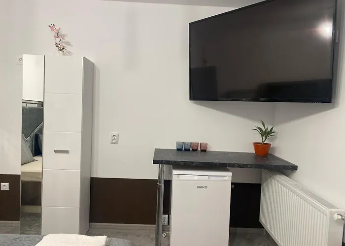 Apartman The Royal Fame - Modern With Balcony & Panoramic View