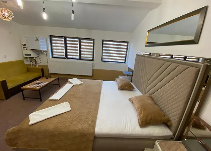 The Royal Fame - Modern With Balcony & Panoramic View Apartman