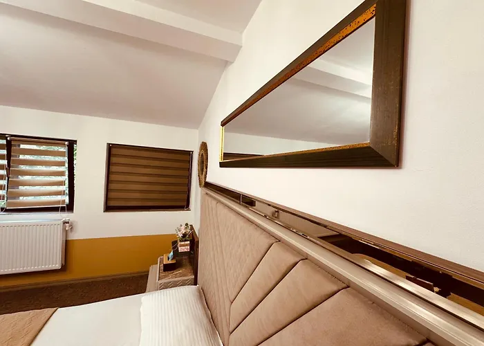 The Royal Fame - Modern With Balcony & Panoramic View Apartman Craiova